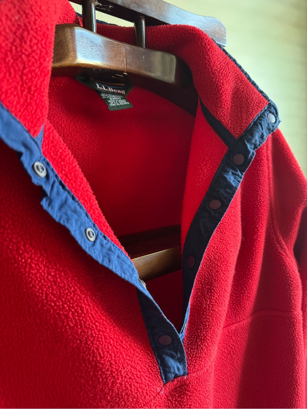 90’s L.L. Bean Red Fleece Pullover - Picture 2 of 3